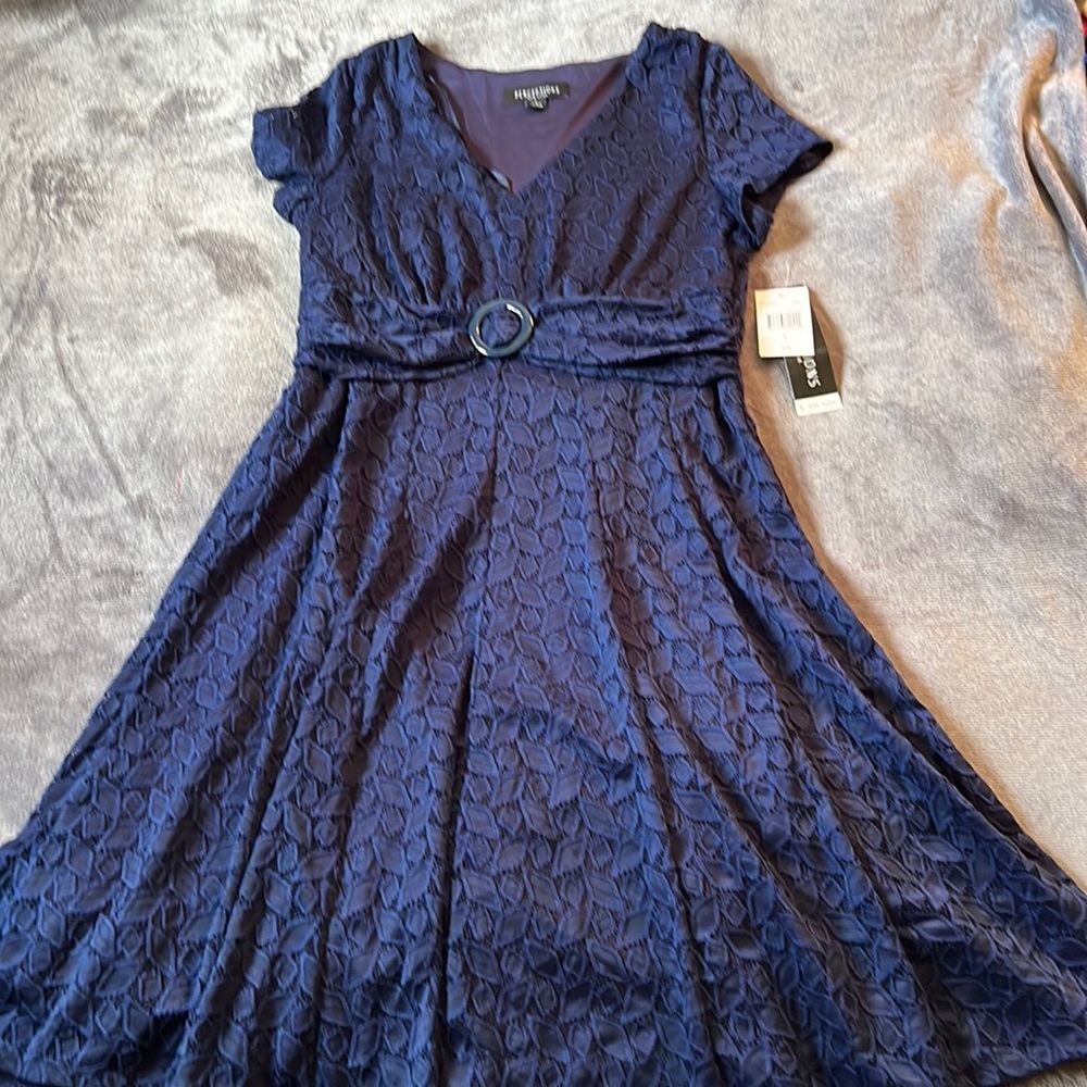 Large new with tags never been worn